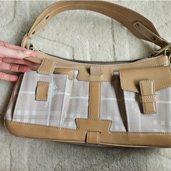 SOLD Burberry Y2K Baguette Shoulder Bag Pink Plaid Canvas Leather - Picture 3 of 9